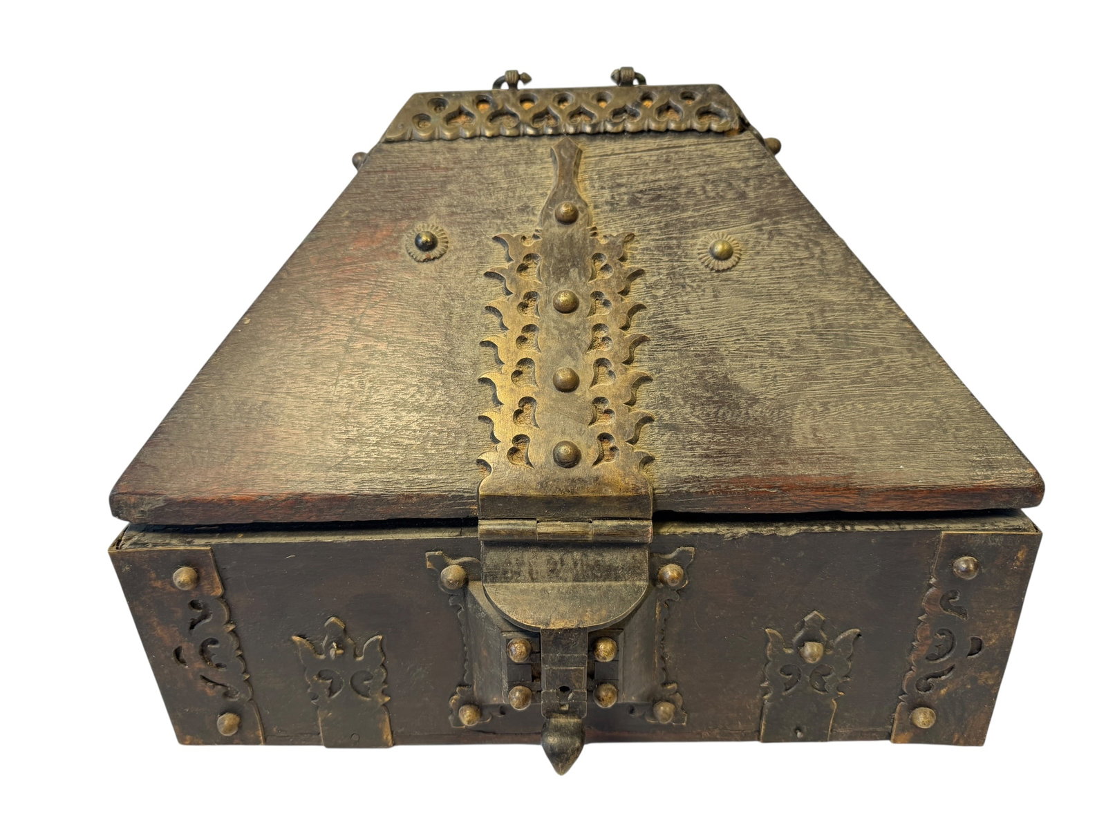 Kerala Nettur Petti Dowry Box: Photos are part of the description and should tell the whole story.