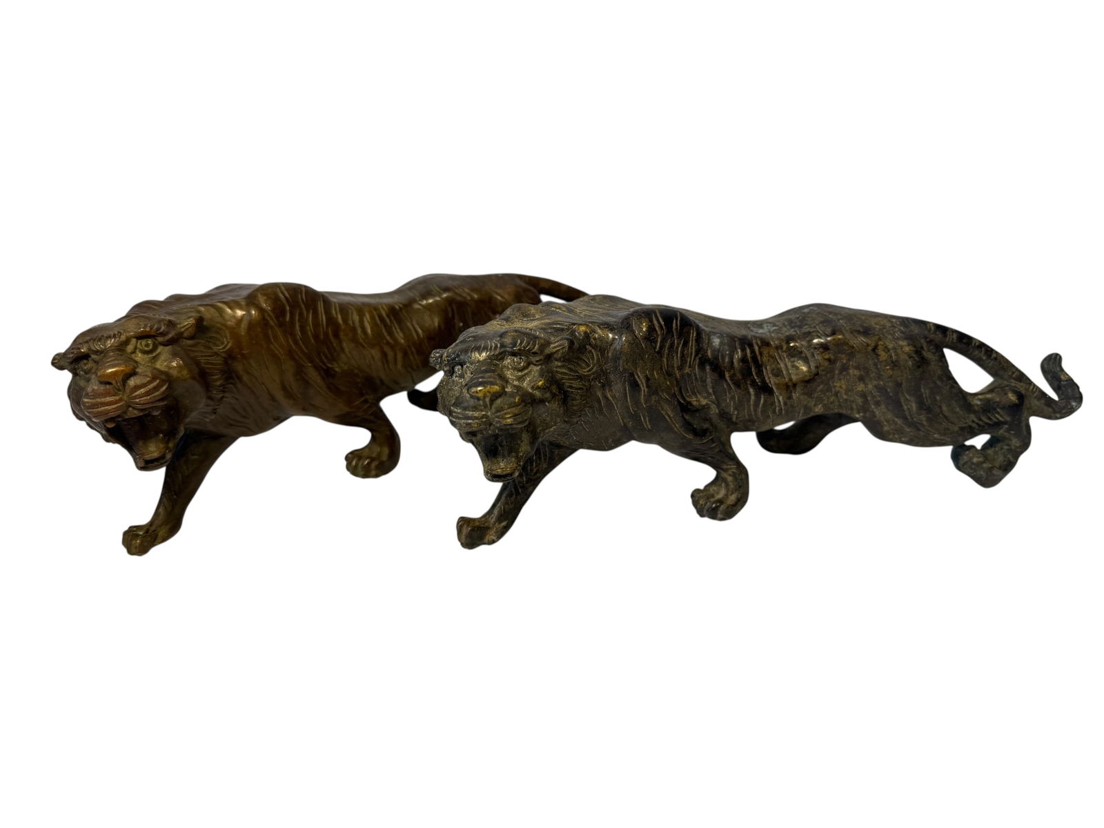 Pair Japanese Bronze Meiji Style Tiger Sculptures: Photos are part of the description and should tell the whole story.