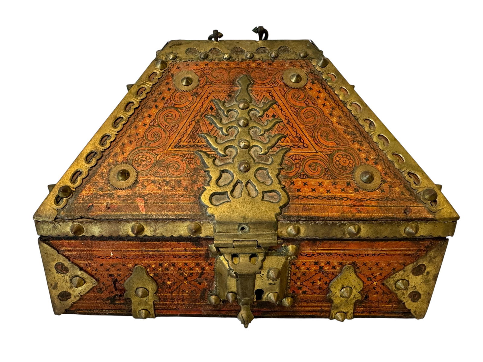 Nettur Petti Dowry Box: Photos are part of the description and should tell the whole story.