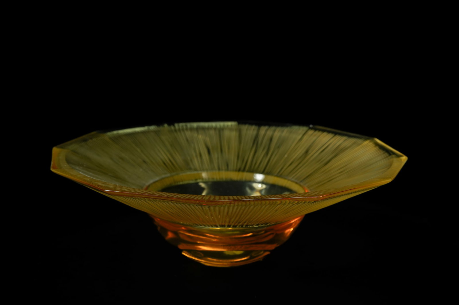 A Lalique ?China Mood? Amber Crystal Bowl. (1 of 2)