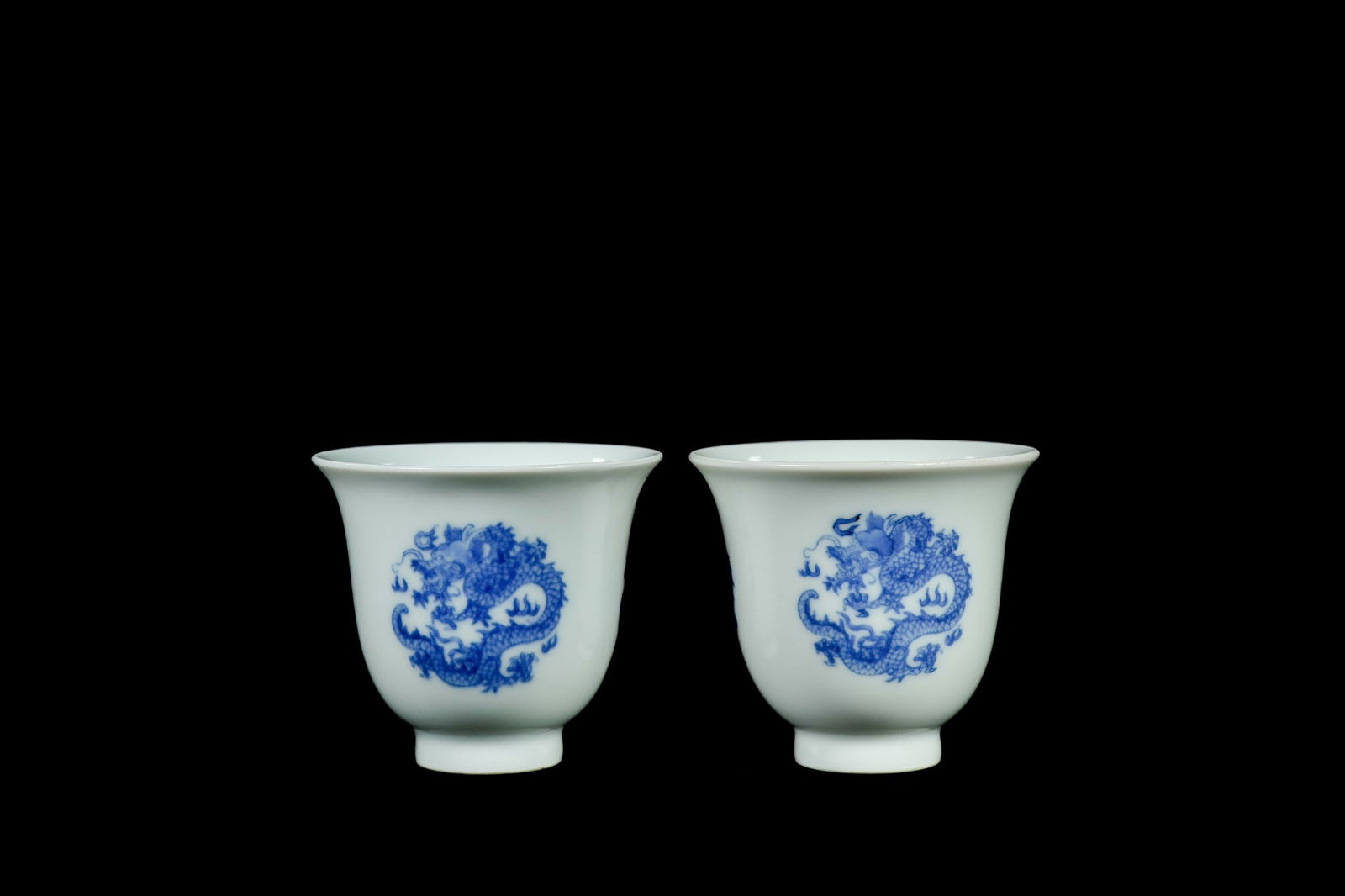 A Pair of Chinese Blue & White Ã¢â‚¬ï¿½Five-Clawed DragonÃ¢â‚¬â„¢ Porcelain Cups, Qianlong Mark (1 of 3)