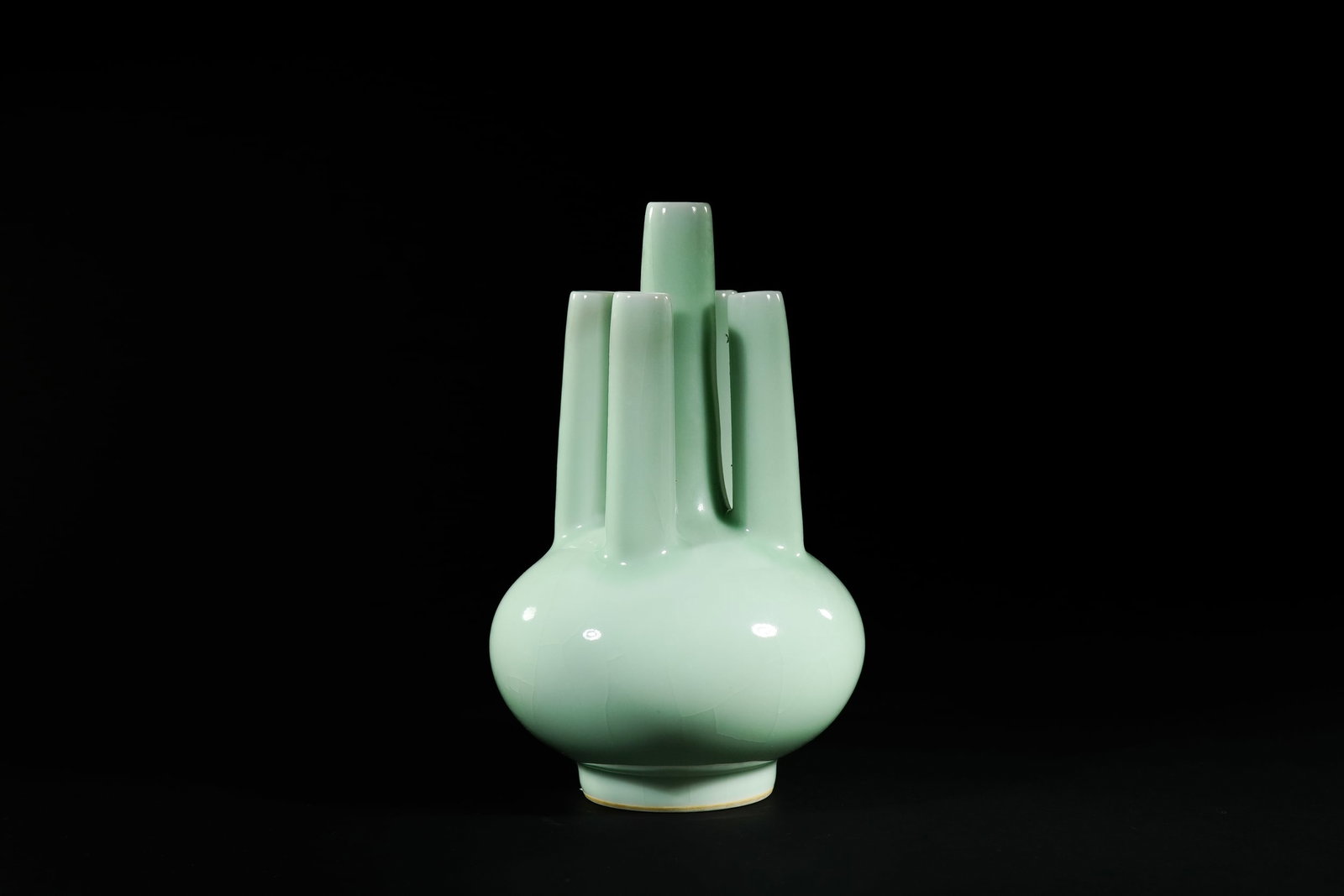 A Chinese Celadon-Glazed Five-Spouted Vase, with Seal Mark (1 of 4)