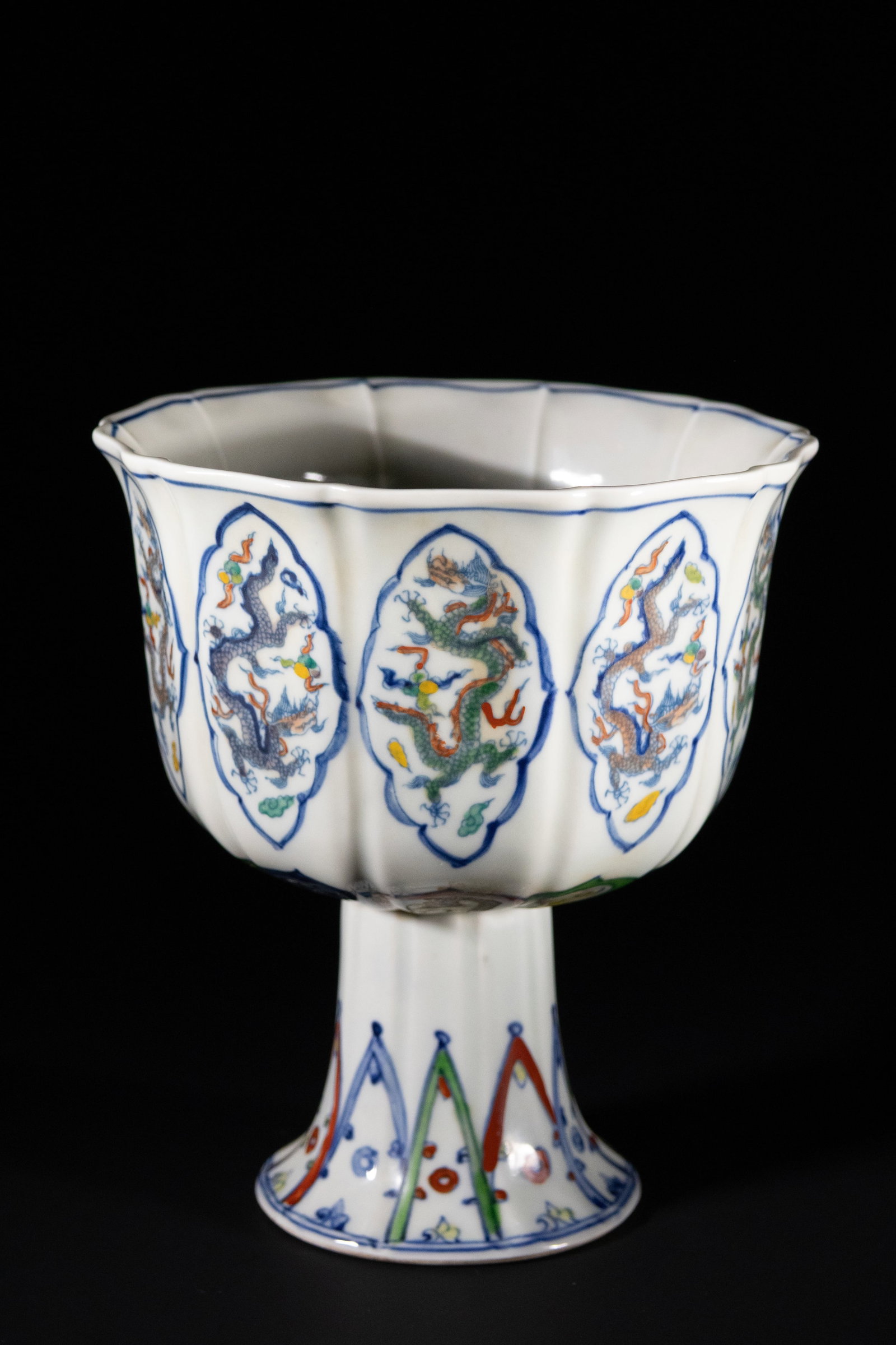 A Chinese Famille Verte Stem Cup with Dragon Motifs, Xuande Mark (1 of 4)