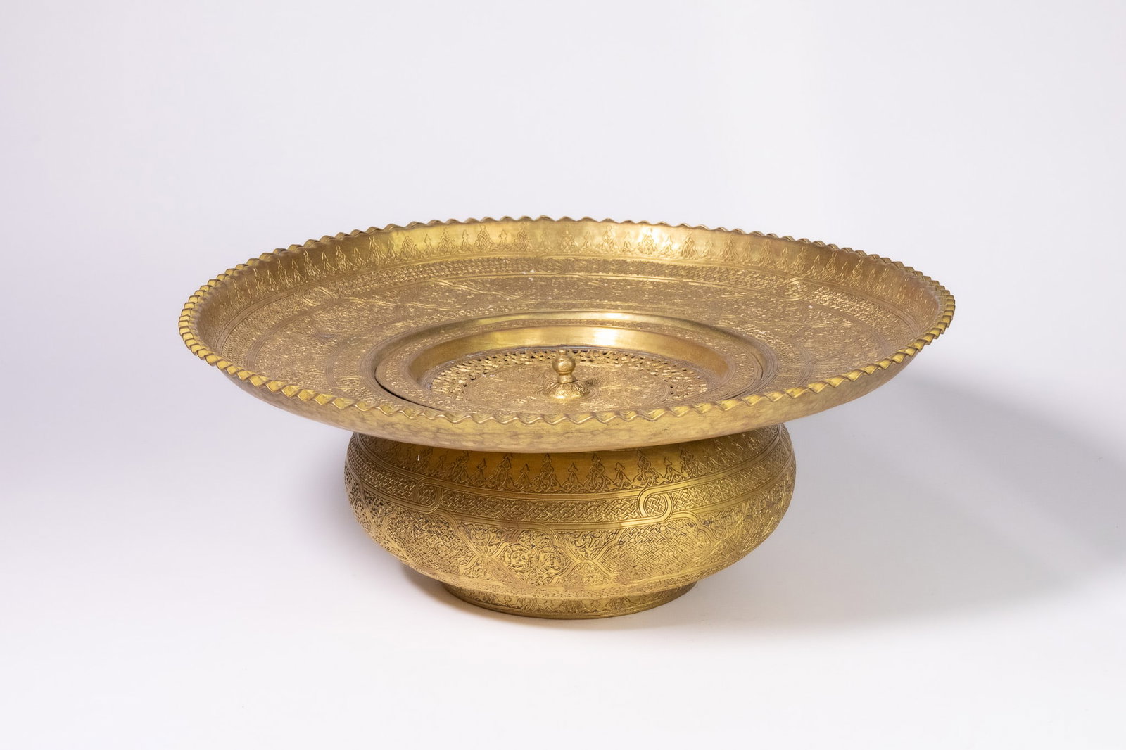 A LARGE OTTOMAN CEREMONIAL BRASS KHADKULO ON PEDESTAL STAND, 19TH/20TH CENTURY. (1 of 5)