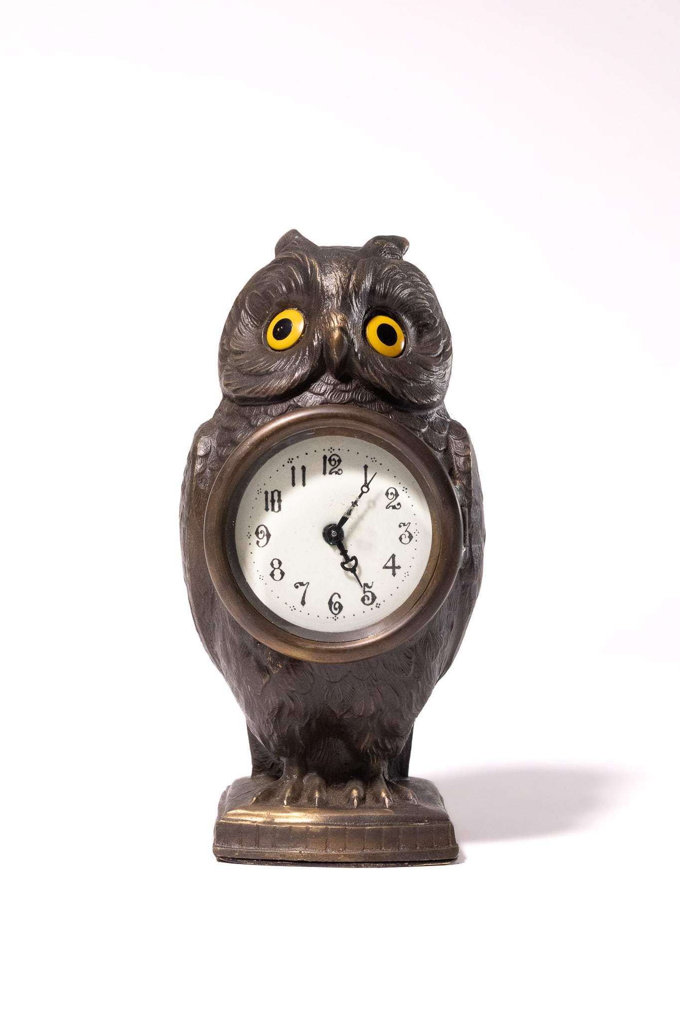 A BRONZE FIGURATIVE OWL MANTEL CLOCK. (1 of 4)