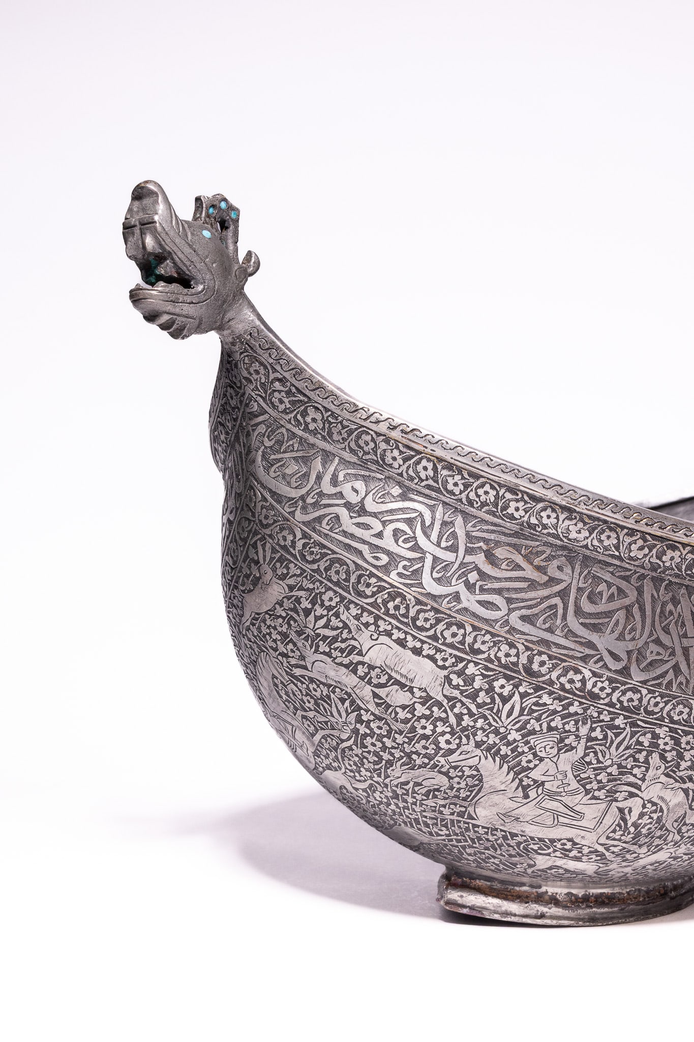A SAFAIVD TINNED COPPER KASHKUL, 17TH CENTURY. - 2