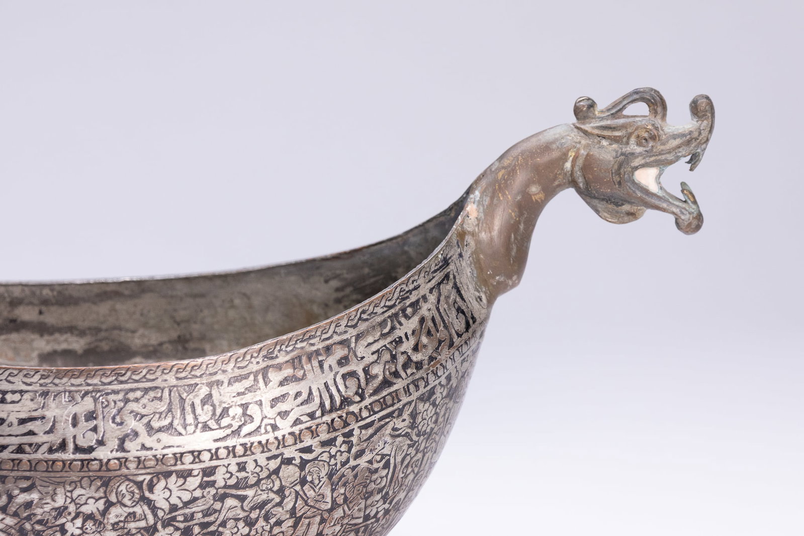 AN INDO-PERSIAN TINNED-COPPER KASHKUL (BEGGING BOWL). - 4