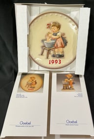 1993 M.I. Hummel Annual Plate "Doll Bath" by Goebel (Hum 289)