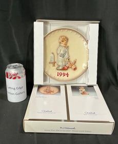 1994 M.I. Hummel Annual Plate "Puppy Love" by Goebel (Hum 292)