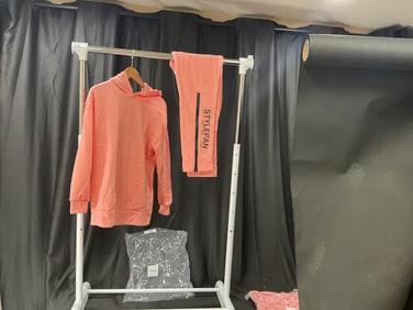 Stylefan Two-Piece Coral Tracksuit – Hoodie and Joggers Set (Size Small, New in Package)