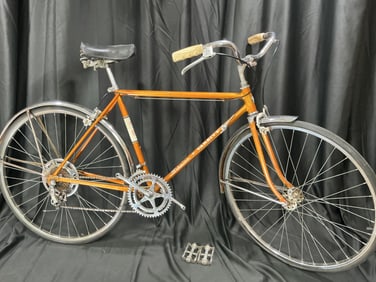 Vintage August 1963 Schwinn Varsity 10-Speed Road Bicycle (Copper Tone, Serial H331876)