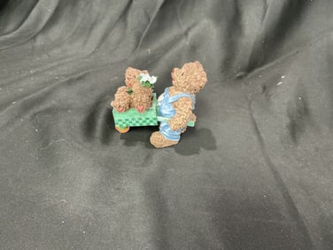Vintage Resin Bear Figurine Bear Pushing Cart with Cubs