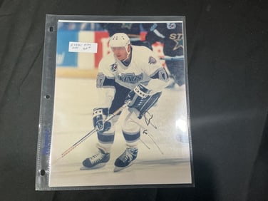 Jari Kurri Signed 8x10 Color Action Photo – Los Angeles Kings