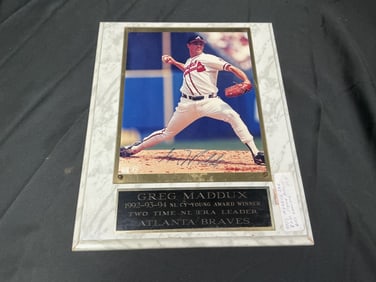 Greg Maddux Atlanta Braves Signed 8x10 Photo on Custom Marble Plaque w/ Career Stats