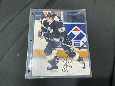 Player signed Los Angeles Kings 8x10 Photo