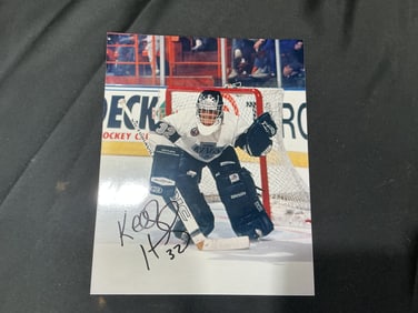 Player Kelly Hrudey signed Los Angeles Kings 8x10 Photo