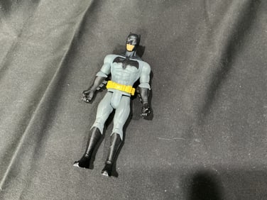 DC Comics Batman Action Figure (Mattel, Modern Sculpt)