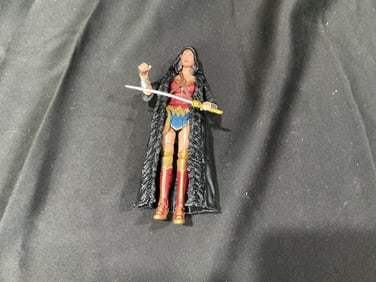 DC Comics Wonder Woman Action Figure with Cloak and Sword