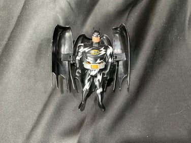 DC Comics Batman Bat-Wings Action Figure