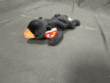 Ty Beanie Baby "Blackie" the Bear (Black)