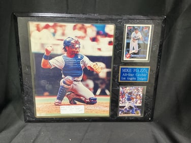 Mike Piazza Los Angeles Dodgers Framed Photo & Card Display