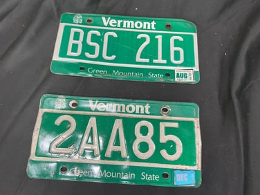 Pair of Vintage Vermont License Plates – BSC 216 and 2AA85