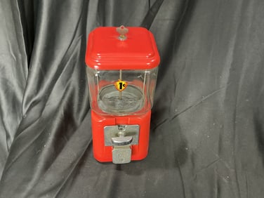 Vintage Countertop Gumball / Candy Vending Machine with Square Glass Globe