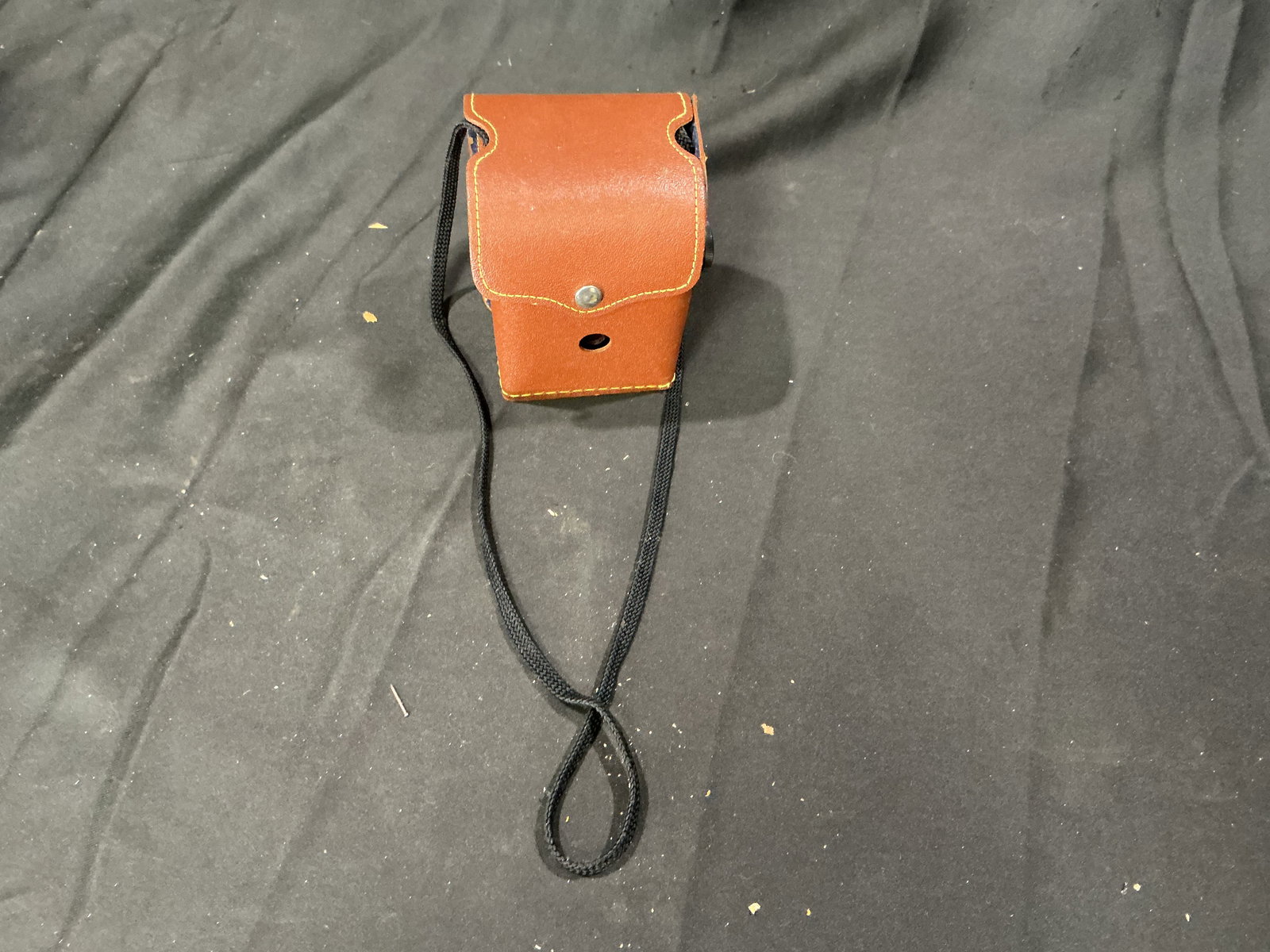 Vintage Argus Argoflex Twin-Lens Reflex Camera with Case (1 of 3)