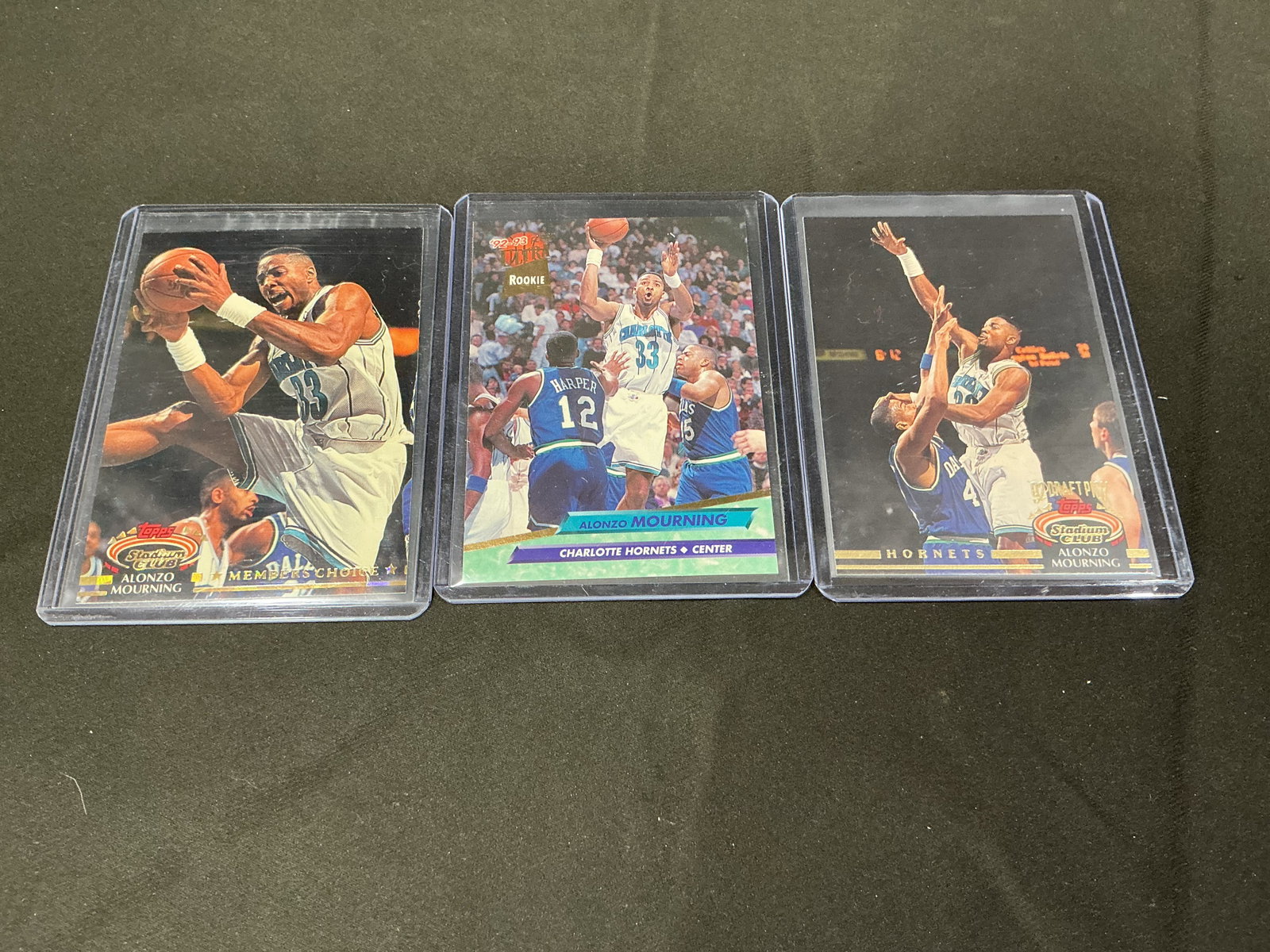 Group of Vintage Alonzo Mourning Charlotte Hornets NBA Basketball Cards (3) (1 of 2)