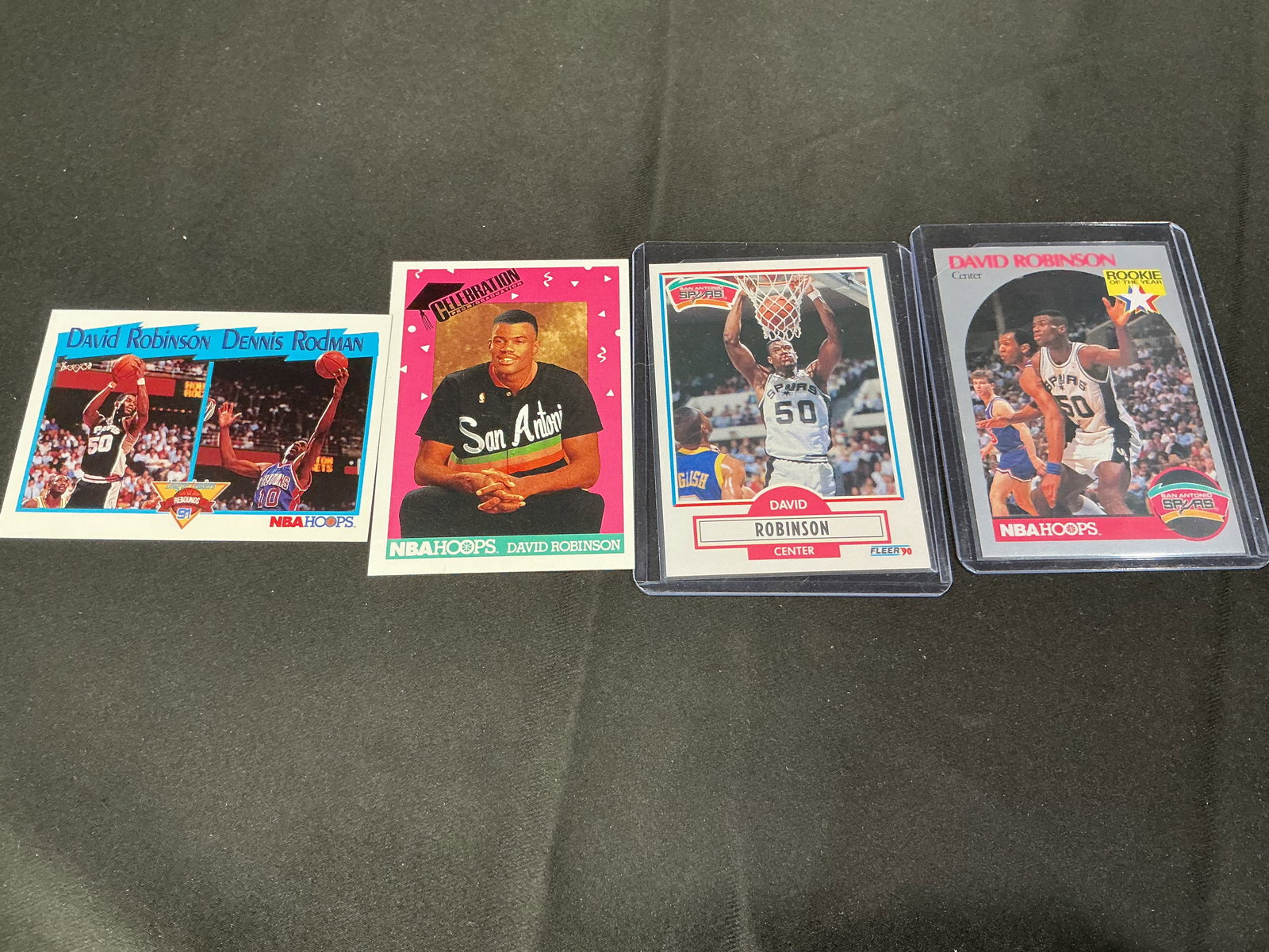 Group of Vintage David Robinson San Antonio Spurs NBA Basketball Cards (4) (1 of 2)