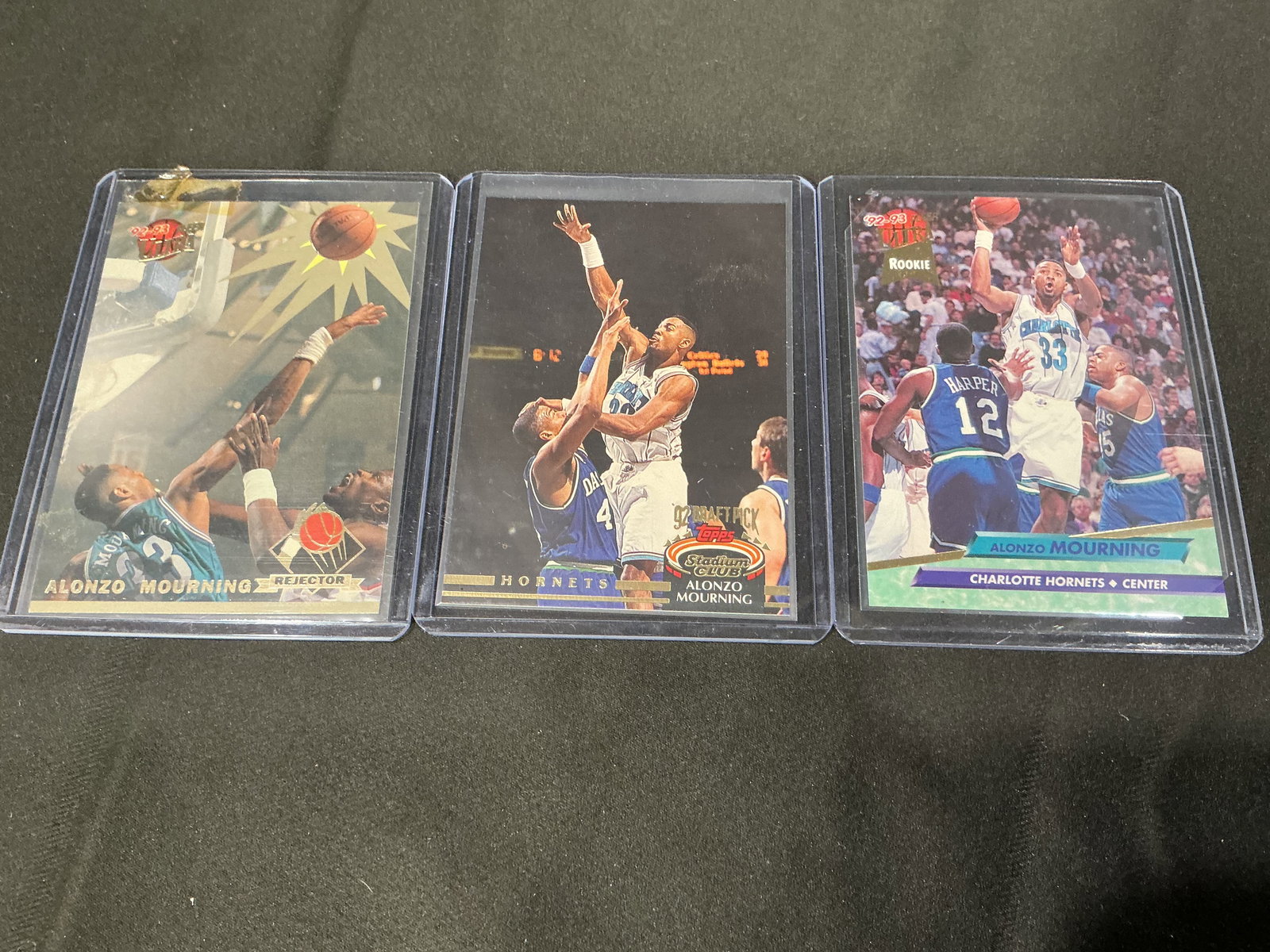 Group of Vintage Alonzo Mourning Charlotte Hornets NBA Basketball Cards (3) (1 of 2)