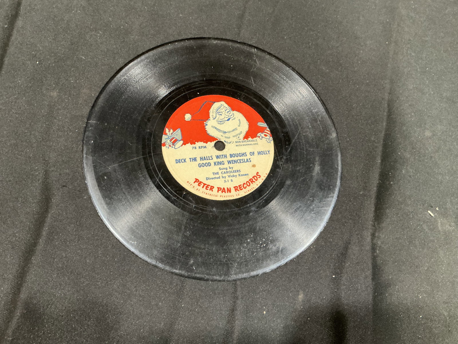 Vintage Peter Pan Records Christmas 78 RPM Single (1 of 2)