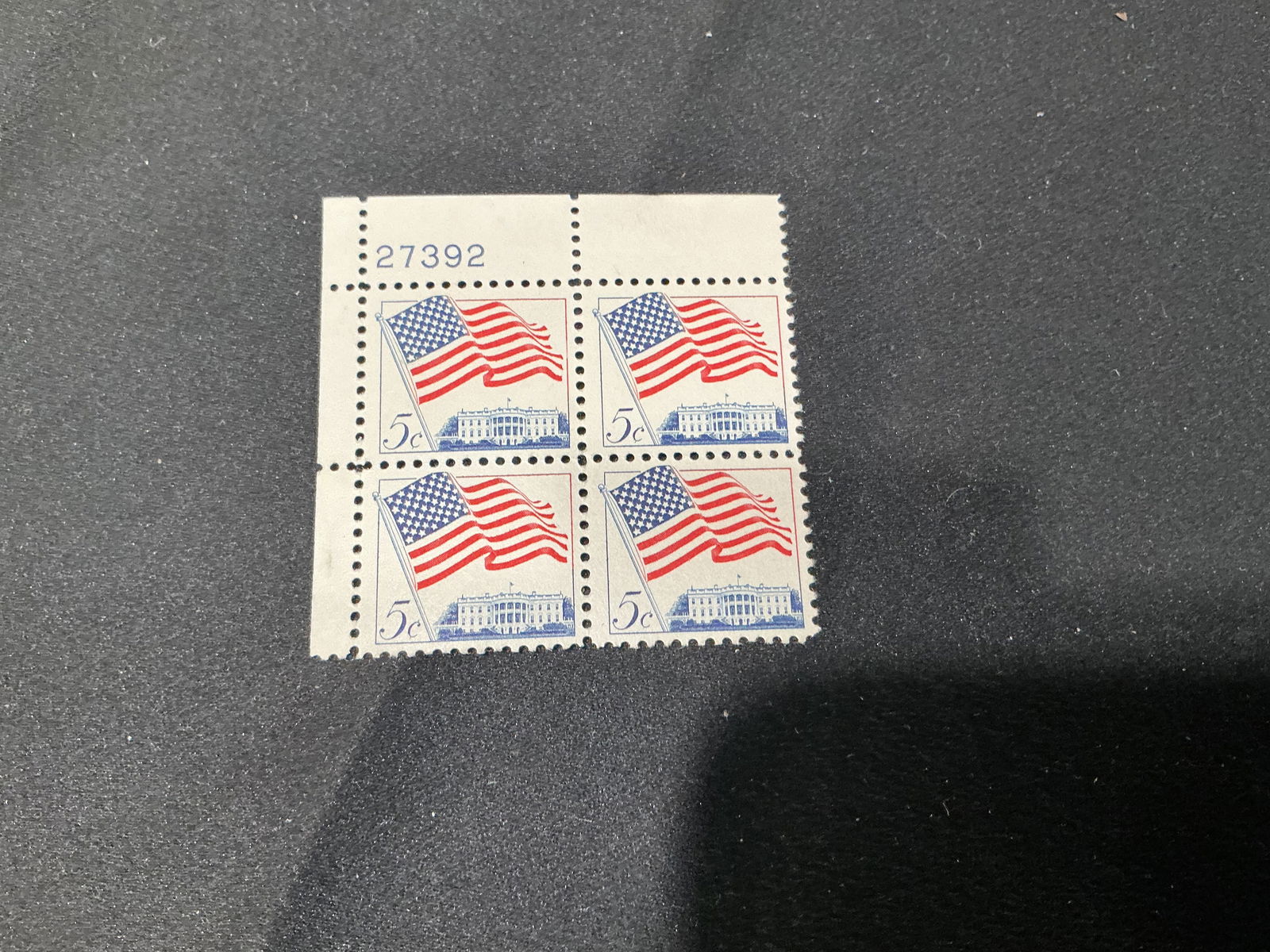 U.S. 5c U.S. flag & White House plate block of 4 (1 of 1)