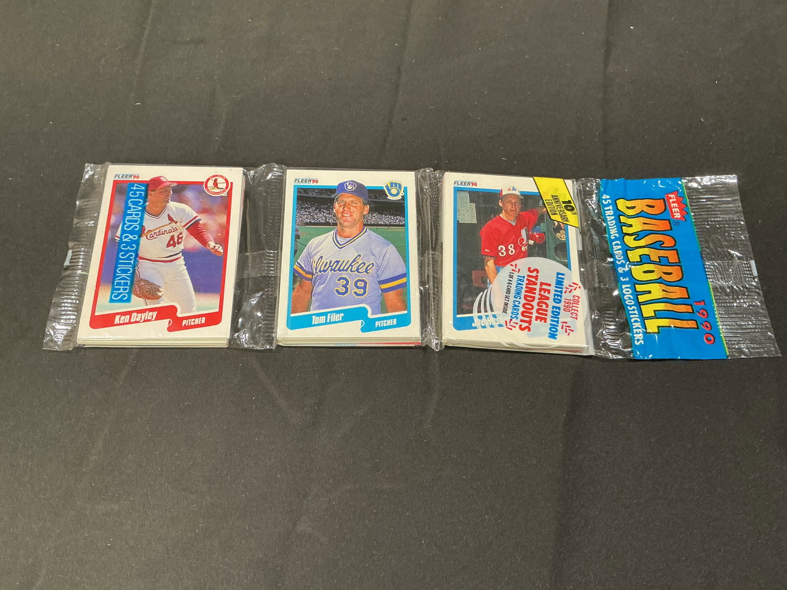 Vintage 1990 Fleer Baseball Wax Pack Ken Dayley Tom Filer Jeff Parrett (1 of 1)
