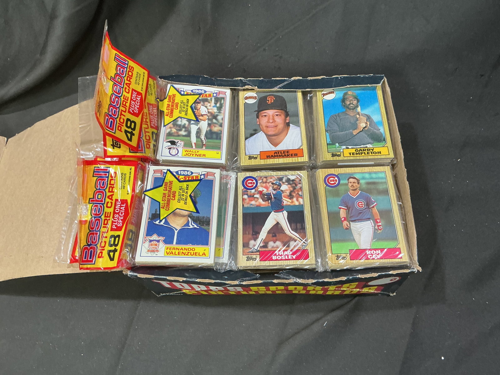1986 Topps Baseball Vending Case - 5
