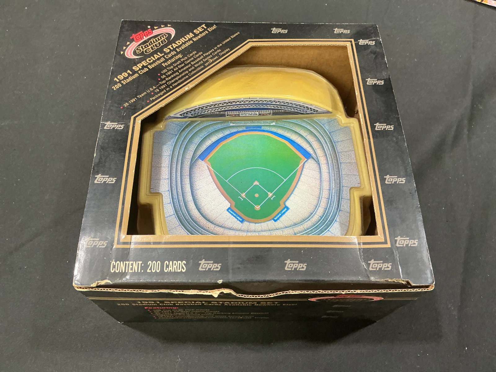 1991 Topps Stadium Club Special Stadium Set 200 Cards: Featured again, this 1991 Topps Stadium Club 'Special Stadium Set' contains 200 baseball cards comprising 100 Top Draft Picks, 56 All-Star Game cards, 25 Team USA cards, and 19 Championship and World
