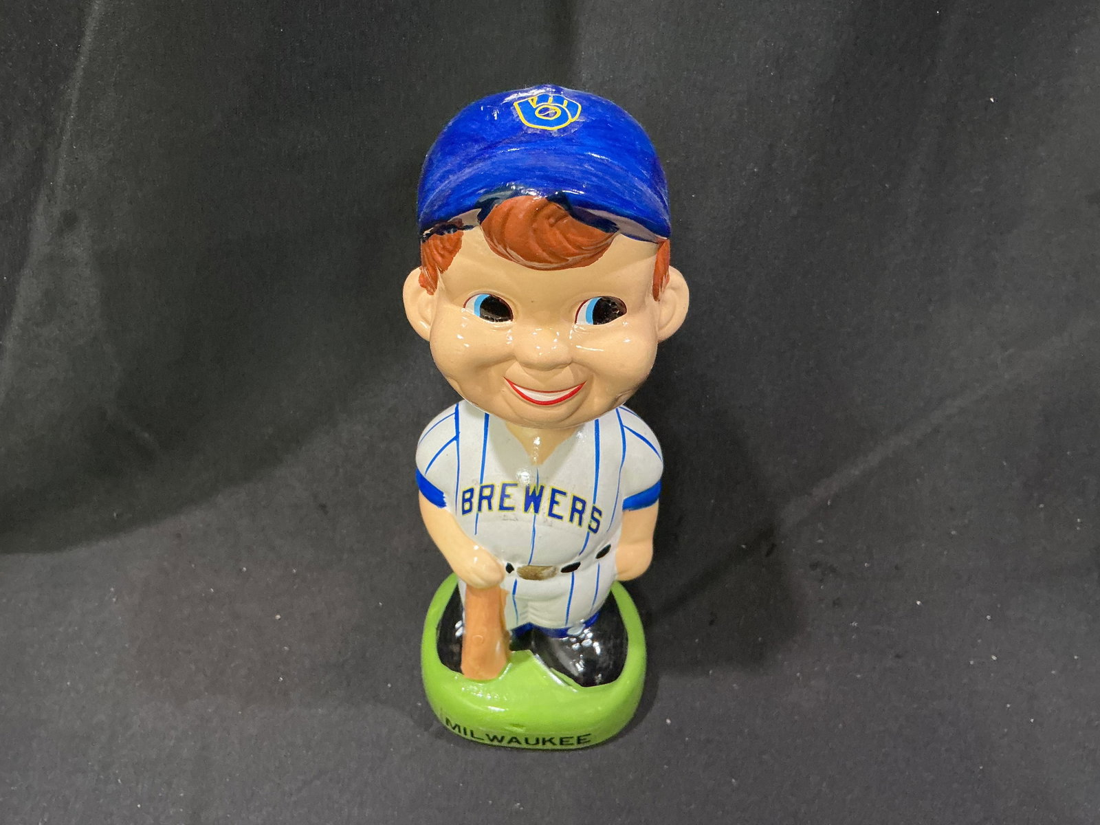 Vintage Milwaukee Brewers Boy Bobblehead (1 of 3)
