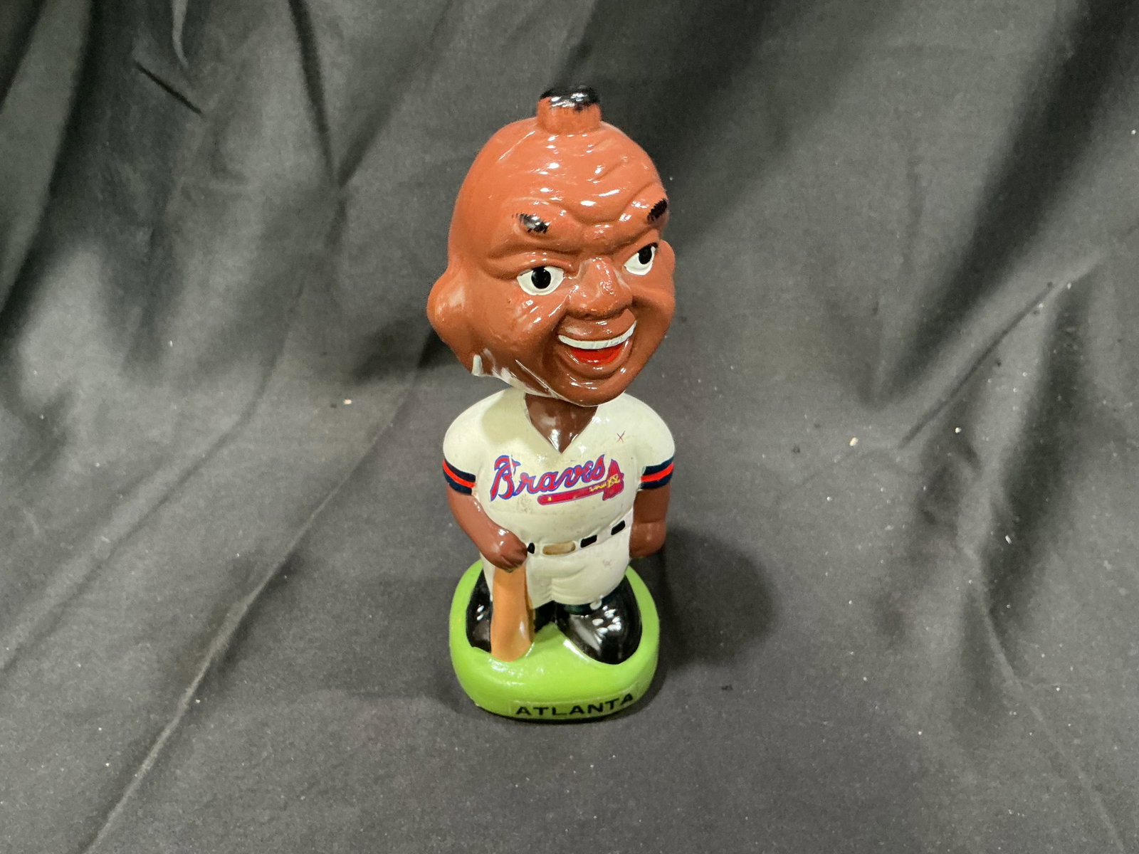 Vintage 1960s Atlanta Braves Green Base Mascot Nodder (1 of 3)