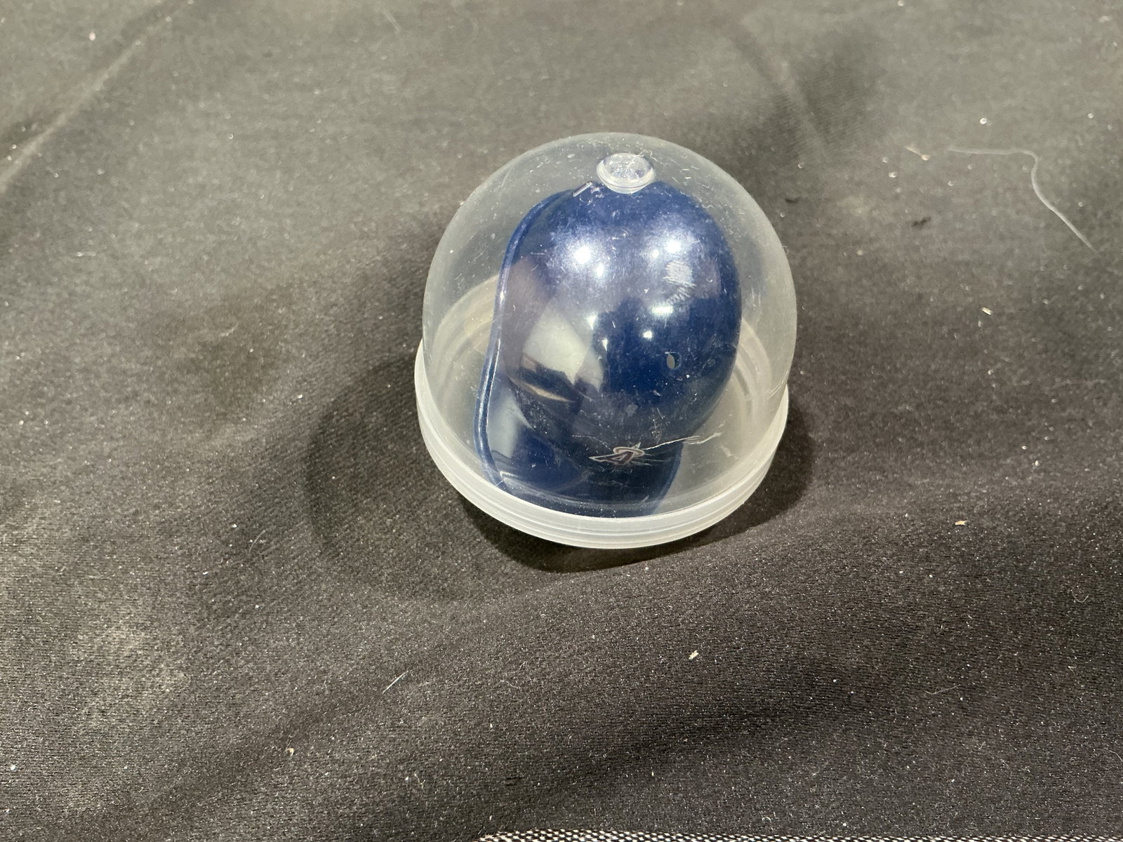 Los Angeles Angels mini Helmet Capsule: Featuring classic California Angels red-and-navy styling, this miniature baseball helmet displays the Angels’ recognizable winged BIG A logo and is presented inside a clear protective display capsul