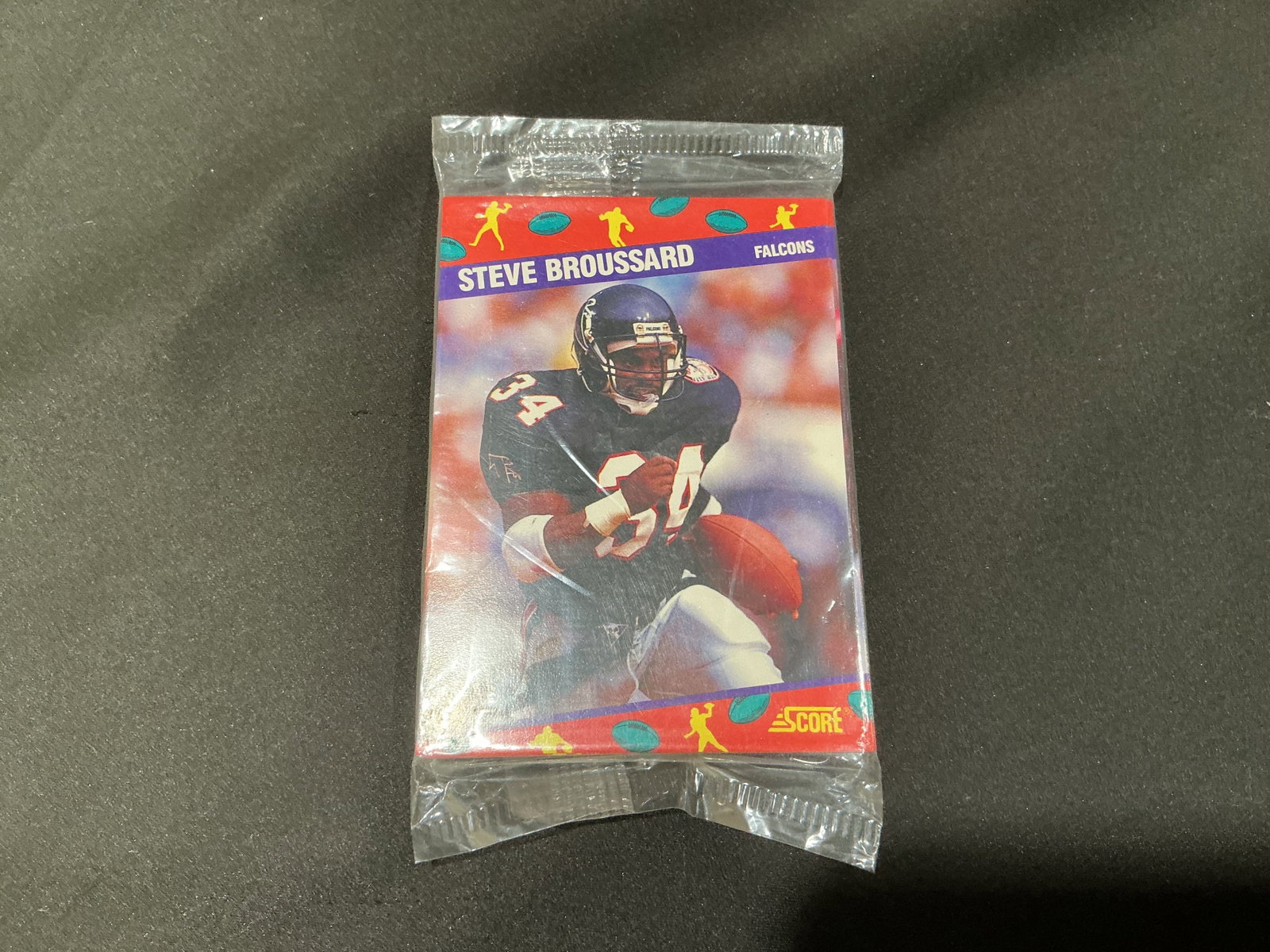 1991 Score National Convention Football 10-Card Set Sealed: Offered once more in its original sealed cello, this 1991 Score National 10 football set was issued for the National Sports Collectors Convention and contains the complete 10-card promotional set.