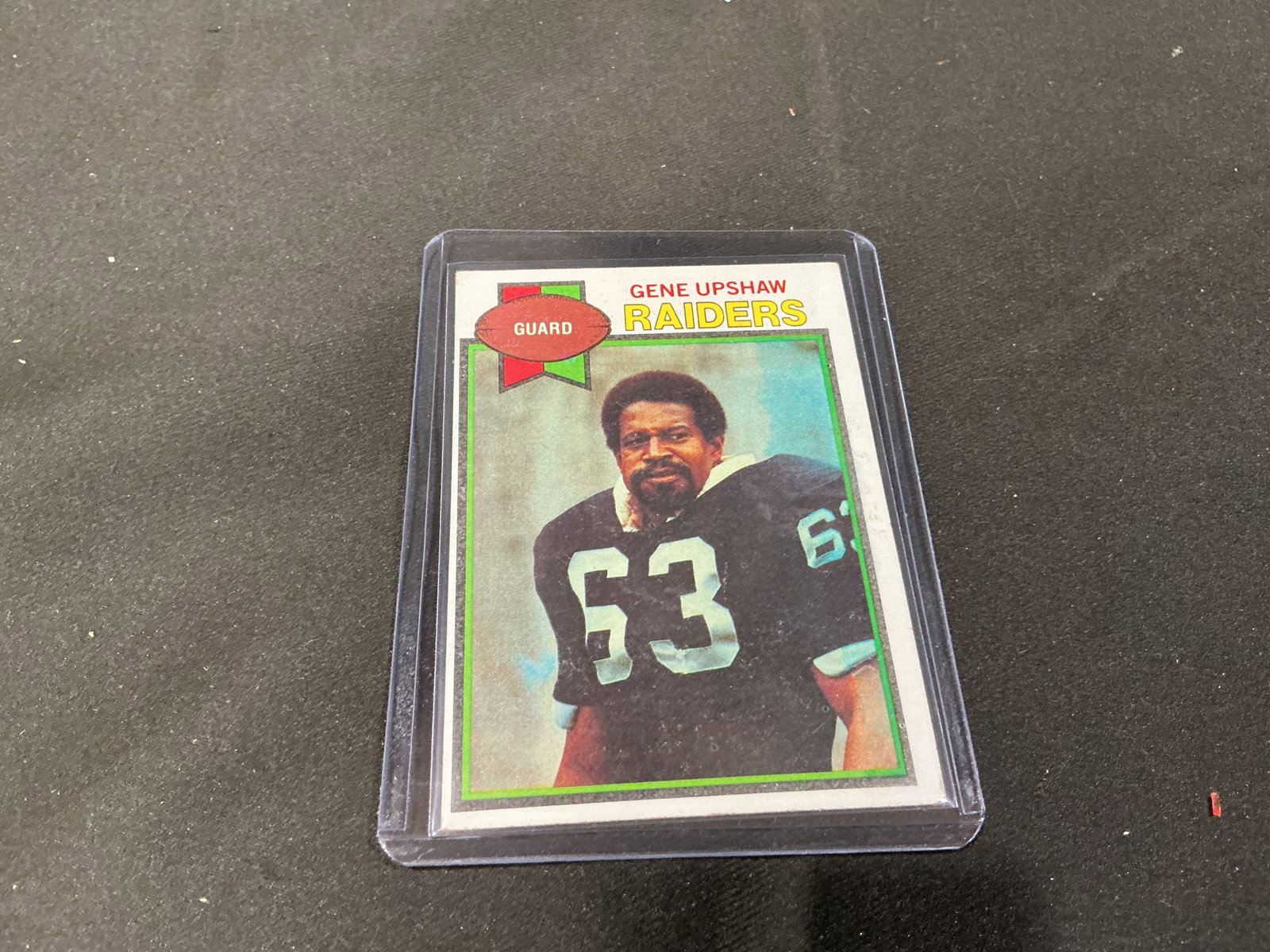 1979 Topps Gene Upshaw Raiders #260 Hall of Fame: Back again for vintage Raiders collectors, this 1979 Topps football card #260 features Oakland Raiders guard Gene Upshaw, a cornerstone of the Raiders offensive line and a member of the Pro Football H