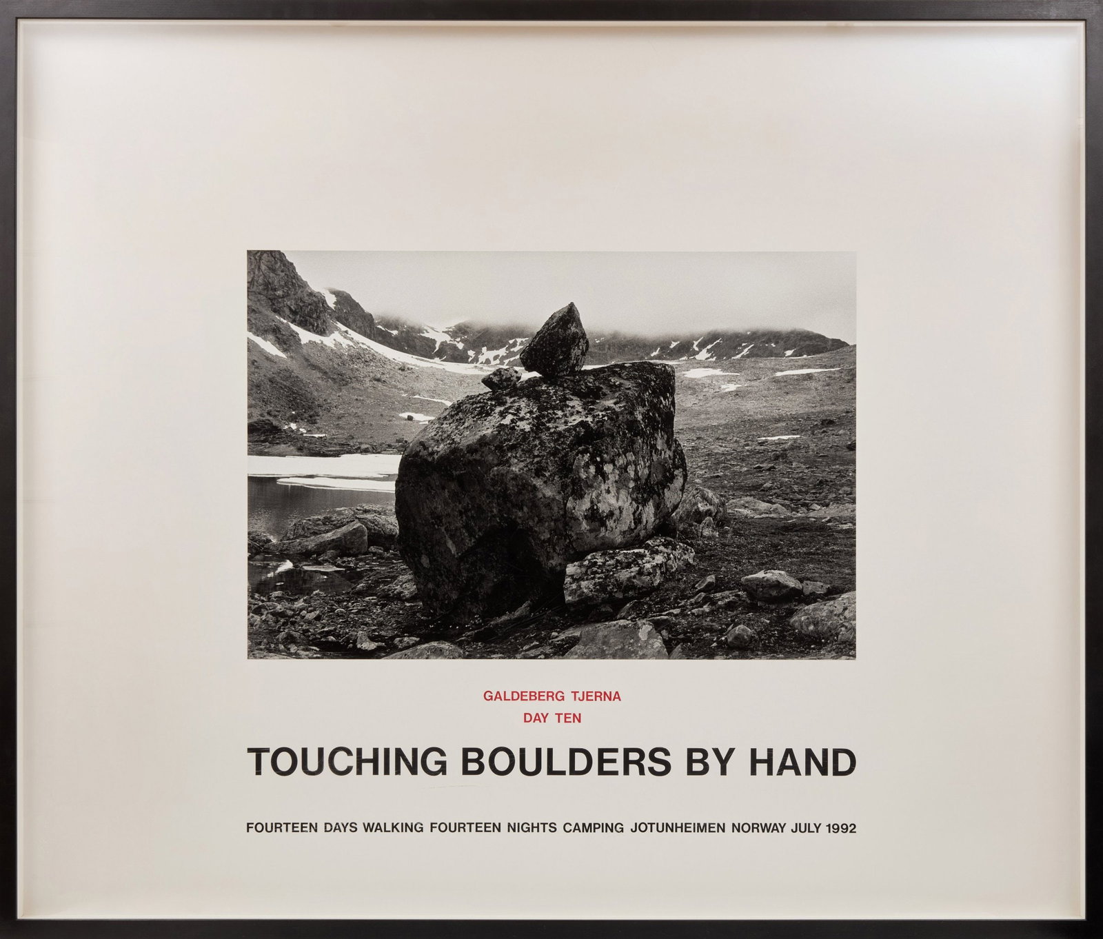 HAMISH FULTON - Touching Boulders by Hand - 2