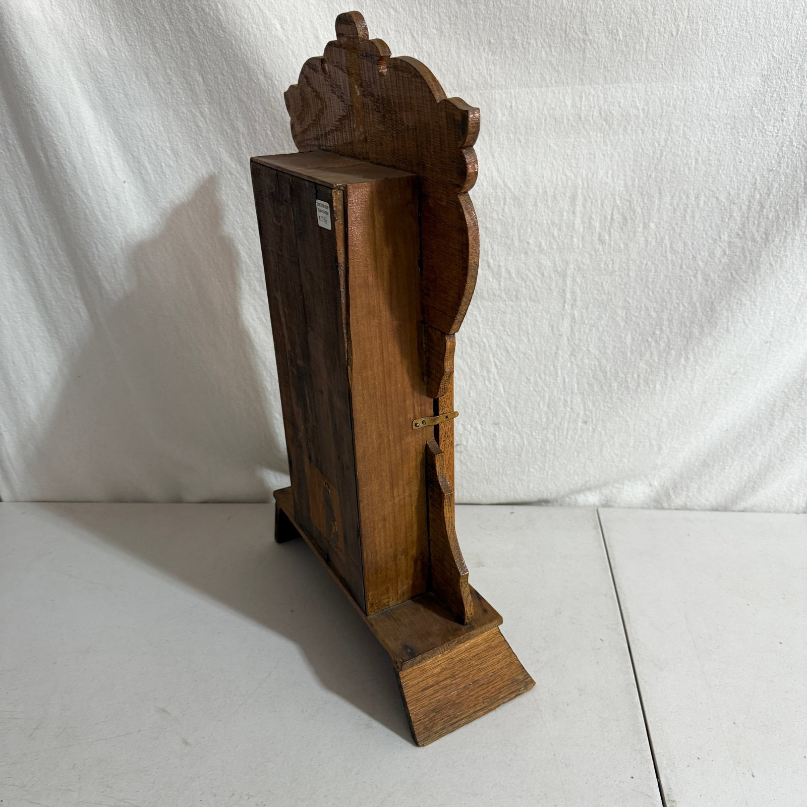 Gingerbread Parlor Mantel Clock 1905–1925 - 7