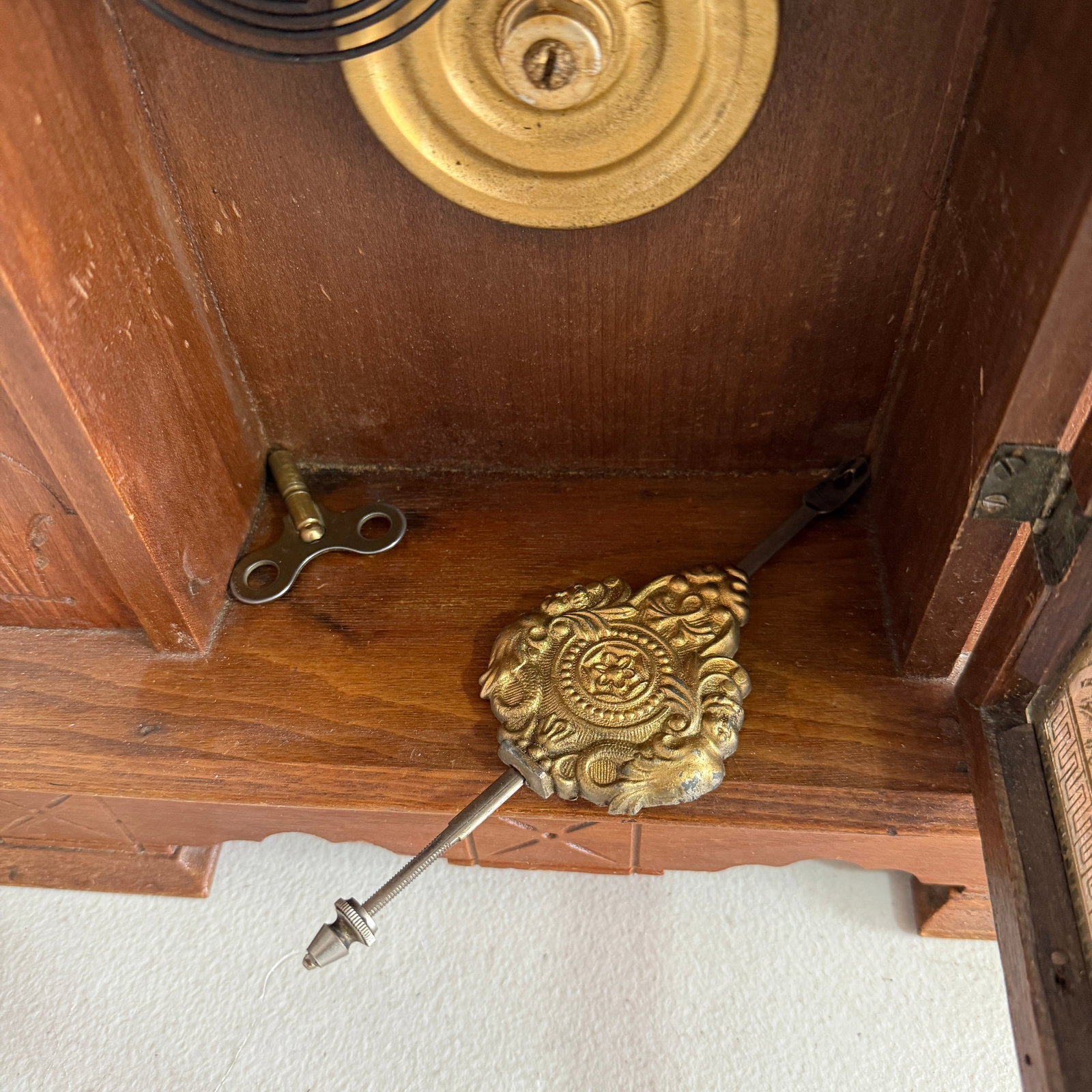 American Gingerbread / Parlor mantel clock 1895–1915 - 6