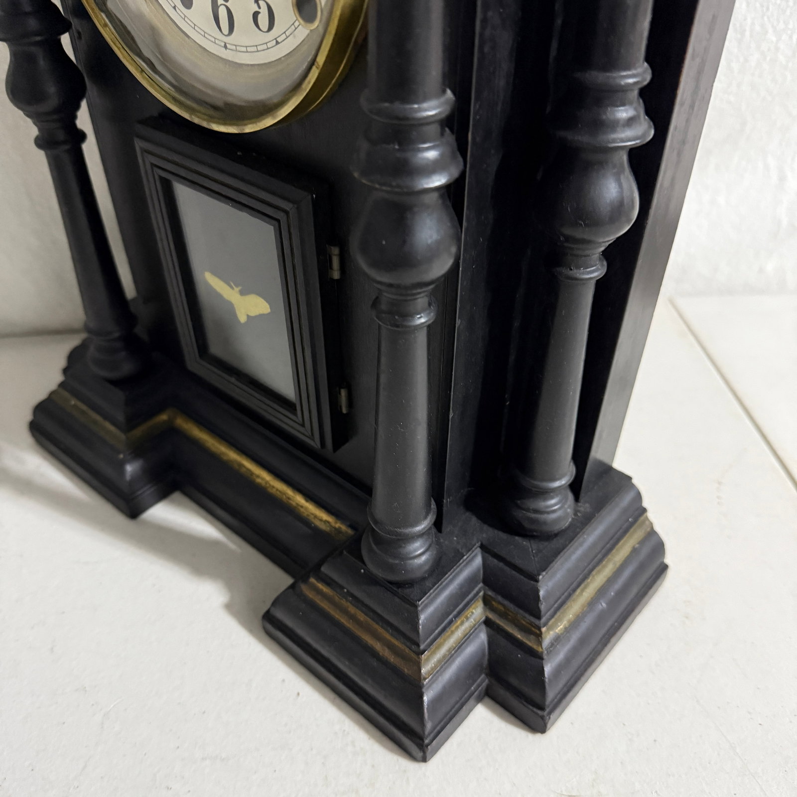American Black Mantel (pillar & scroll / “Adamantine-style”) clock 1895–1920 - 5