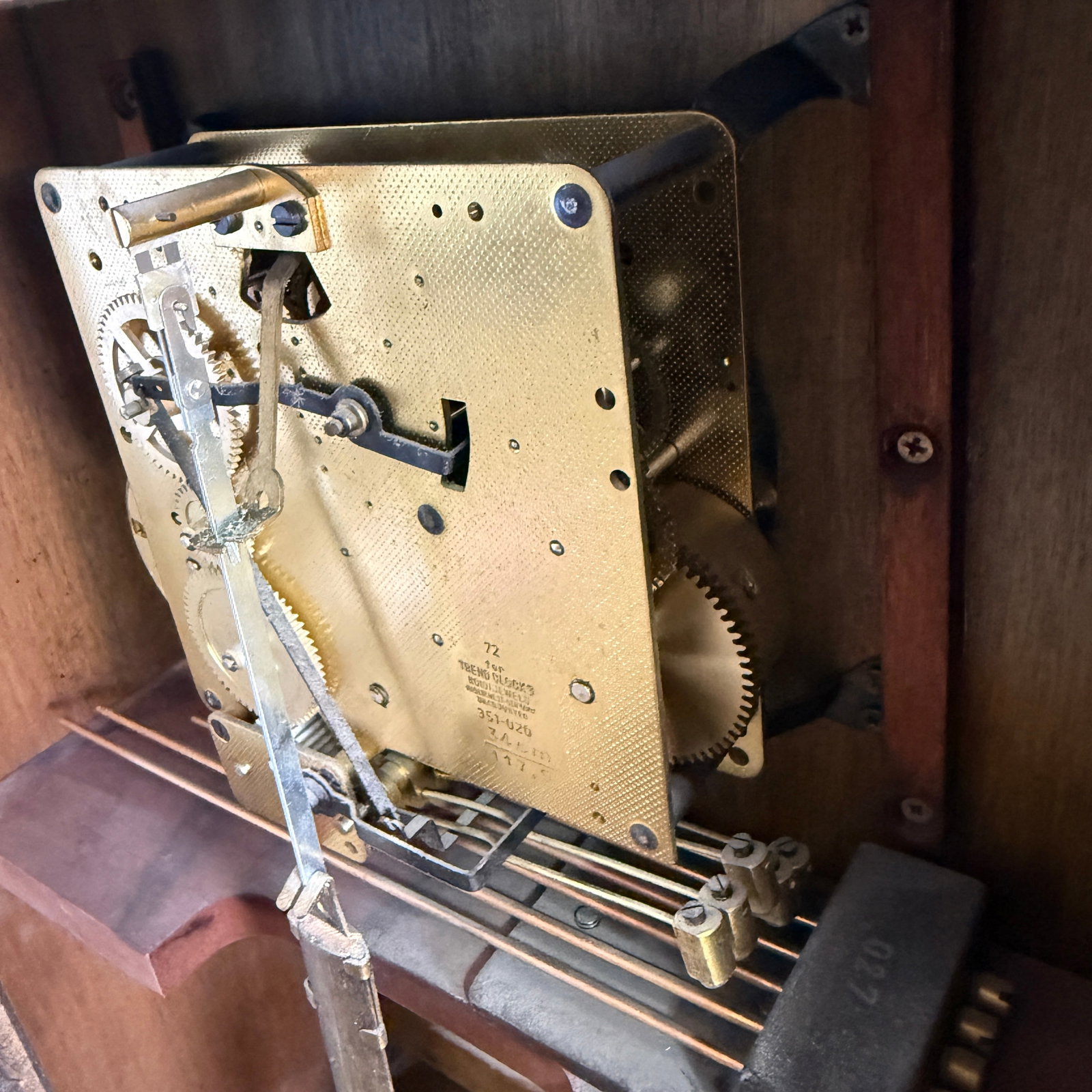 Modern Reproduction mantel clock in traditional European style 1970s–1990s - 15