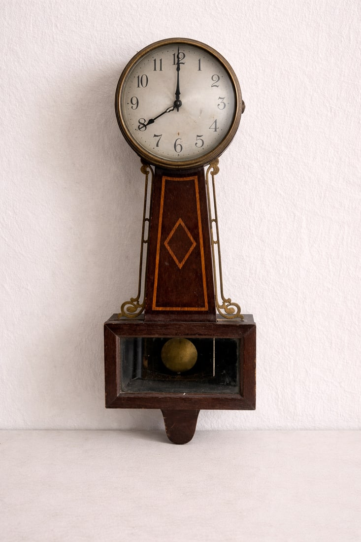 Antique Sessions wall clock in banjo/regulator style 1900–1920 (1 of 11)