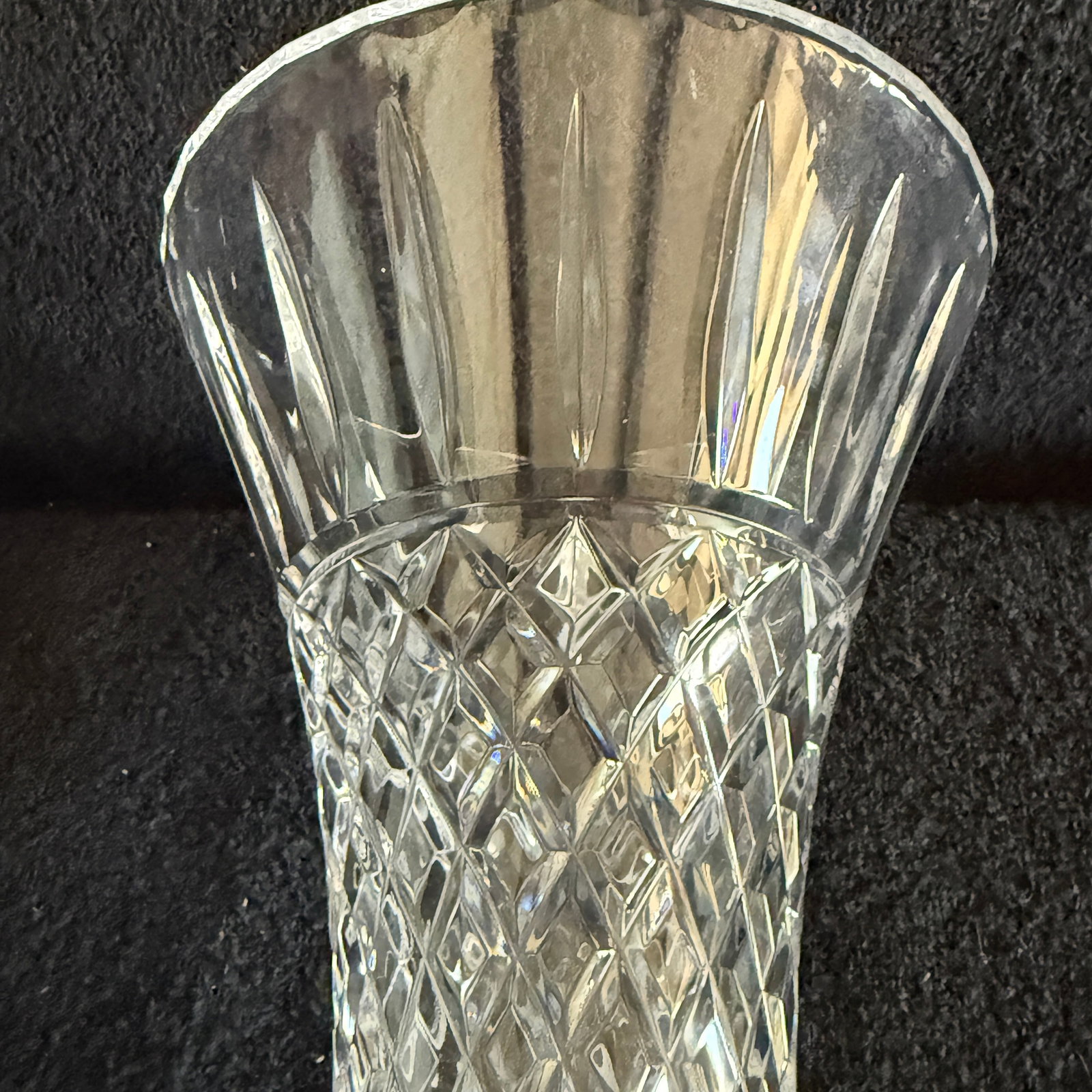 Diamond Cut glass / crystal vase - 7