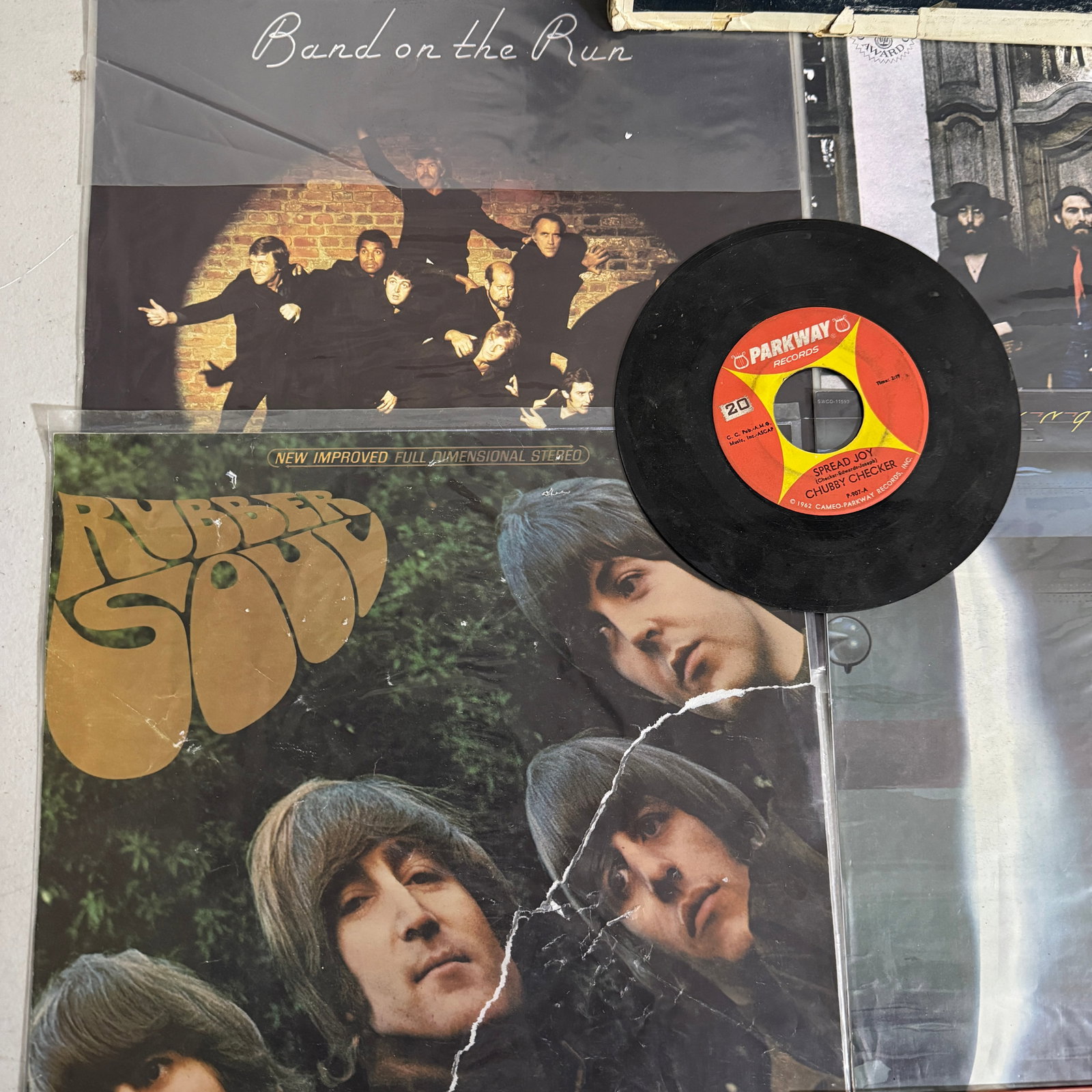Beatles Vinyl Record Lot + 45s Meet The Beatles Rubber Soul Hollywood Bowl Lennon LP Bundle - 3