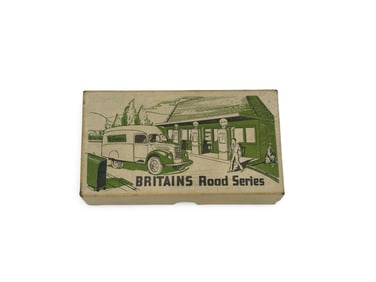 Britains Road Series Cast Iron Petrol Pumps No. 101v Collectible Toy